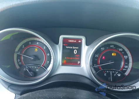 2014 Dodge Journey Sxt z USA, uszkodzony, nr VIN 3C4PDCBB4ET143465